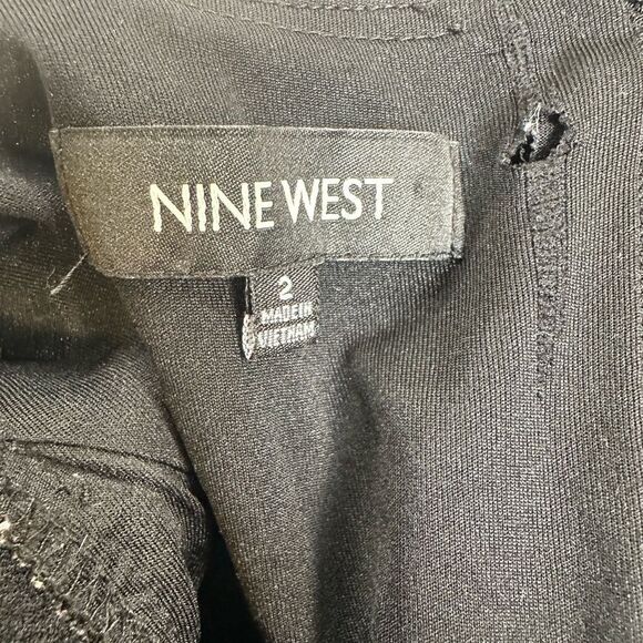 EUC Nine West Women’s Black 3/4 Sleeve Dress with White Accent Knee Length - 2 - Picture 4 of 7